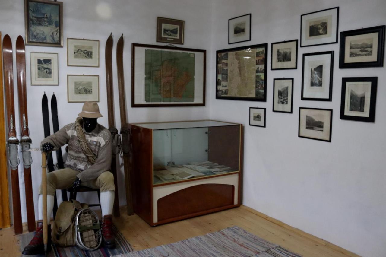 Cîrţişoara Galeria Turismului Montan 게스트하우스 외부 사진